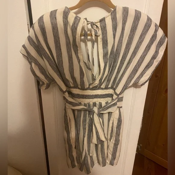 American Eagle Striped Romper - Picture 2 of 4